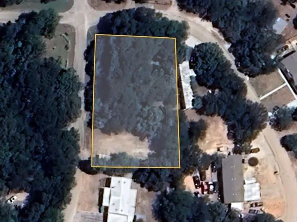 3025 Scorpio Dr, Granbury, TX 76049