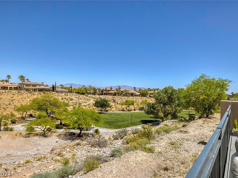 1st image of 10160 Birch Bluff Ln