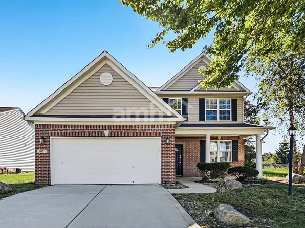 1071 Sassafras Trl, Greenwood, IN 46143