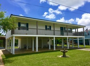 5053 Elbrus St, Bay St Louis, MS 39520