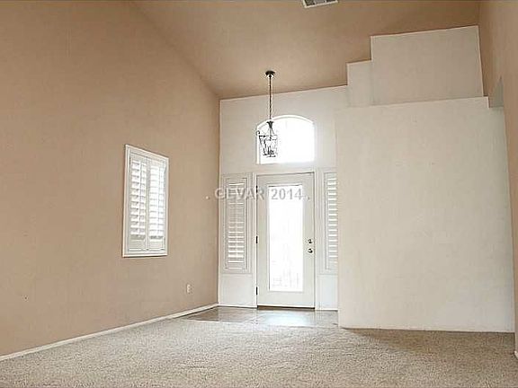 3rd image of 869 Centaur Ave