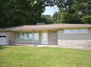 52861 Fir Rd, Granger, IN 46530