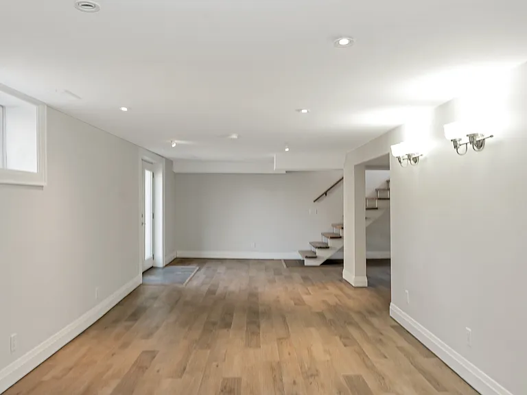 86 Duncan St W #86 DUNCAN ST W — Photo 28