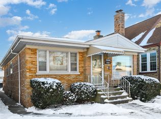 5425 W Rosedale Ave, Chicago, IL 60646