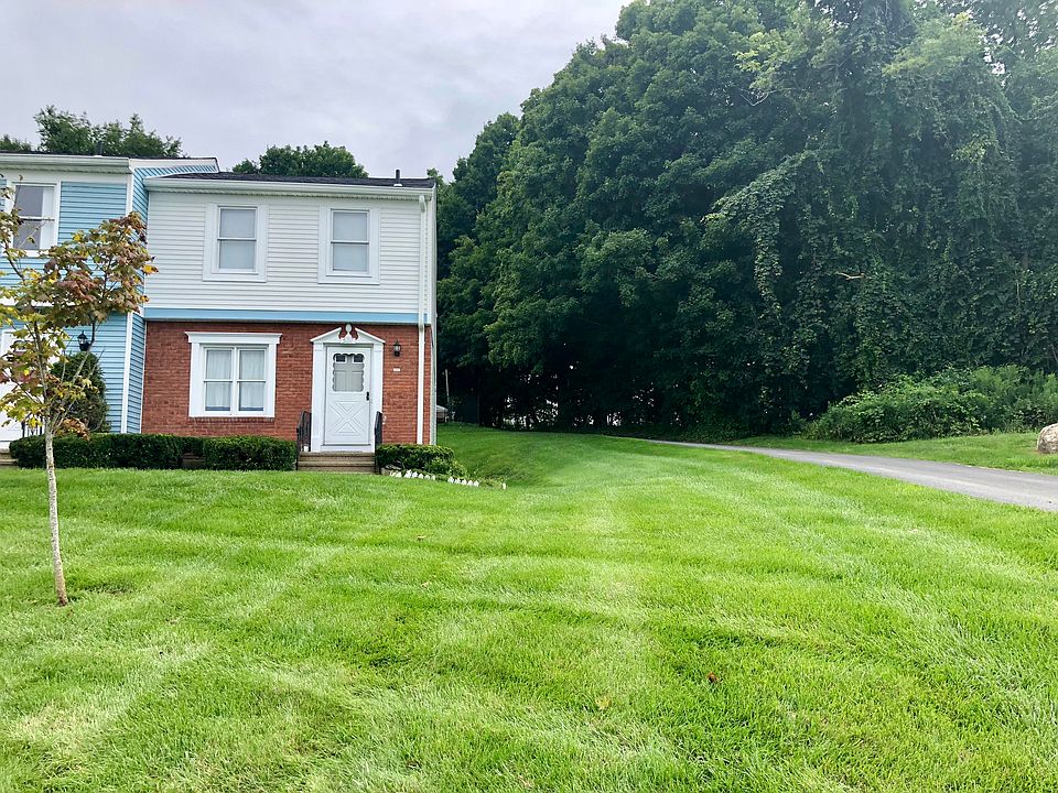 1st image of 501 Williamsburg Dr