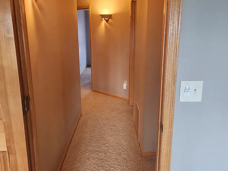 7838 Dover Cv — Photo 24