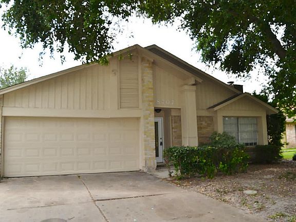2nd image of 8707 Parkcrest Forest Dr