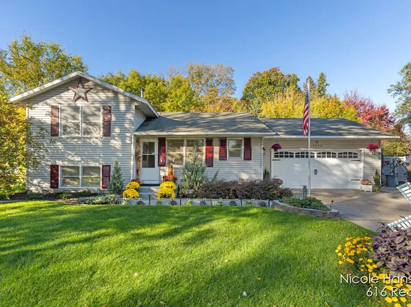 3979 Grant St, Hudsonville, MI 49426