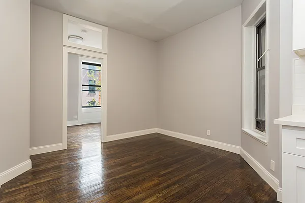 Rented by MNS | media 20