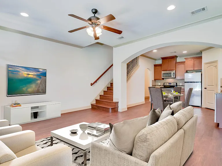 3238 McCart Ave — Photo 9