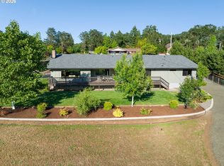 10 Ridgewood Dr, Roseburg, OR 97471