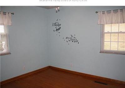4th image of 416 Seneca Dr