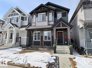 2652 Maple Way NW, Edmonton, AB T6T2G3
