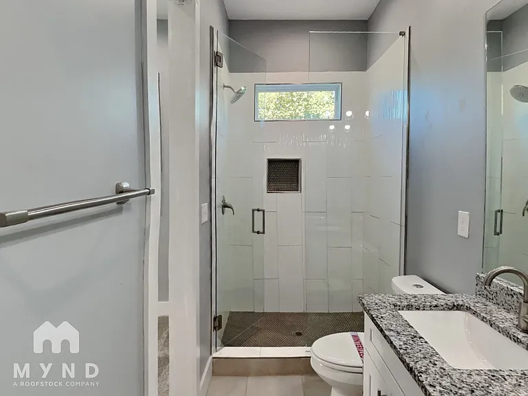 629 Windsor St SW — Photo 18