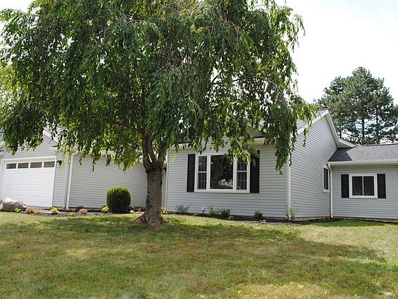 2nd image of 17822 Walnut Dr
