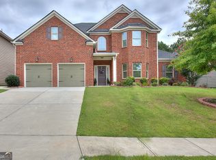 2040 Broadmoor Way, Fairburn, GA 30213