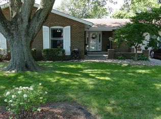 2315 Carlisle Dr, Champaign, IL 61821