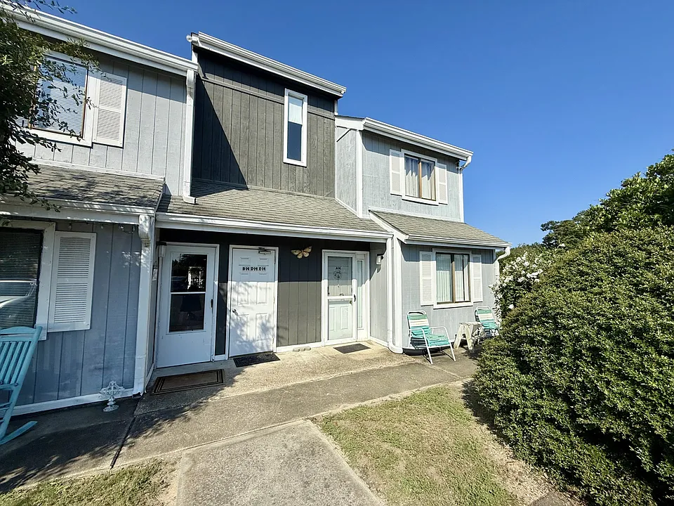 3700 Golf Colony Ln #14