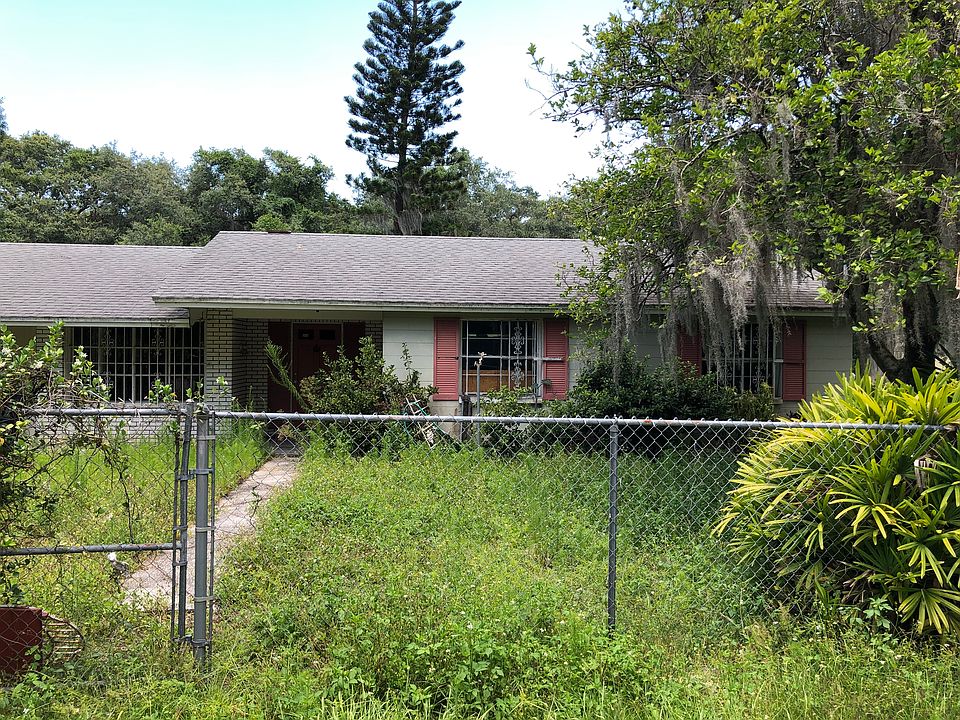 1st image of 1420 SE 14th Ave