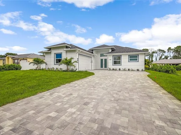 9107 Henry RD, FORT MYERS, FL 33967