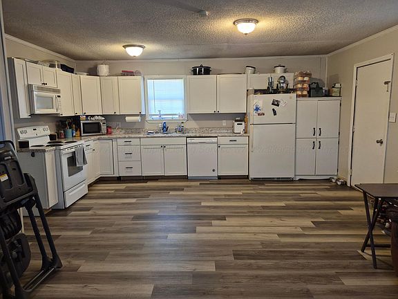 4th image of 190 Bluff Cir