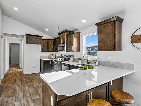 2021_11_22_1210_nw_25th_street_rdm-10