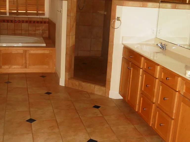 4602 Ridgeview Cir — Photo 16