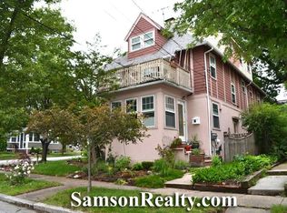 423 Wayland Ave, Providence, RI 02906