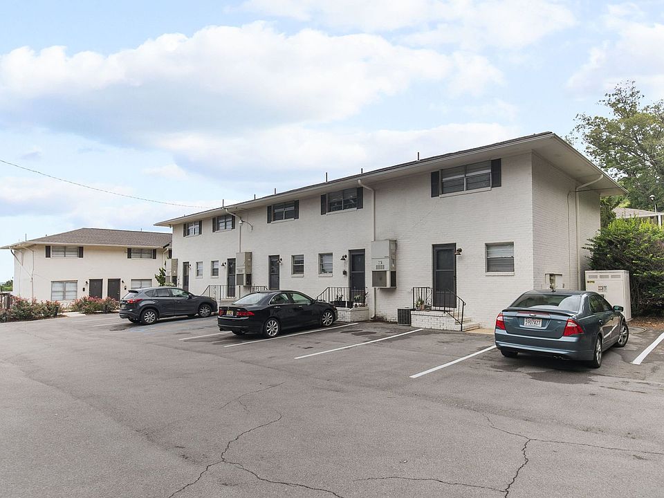 1st image of 3200 Hillside Ave #1025