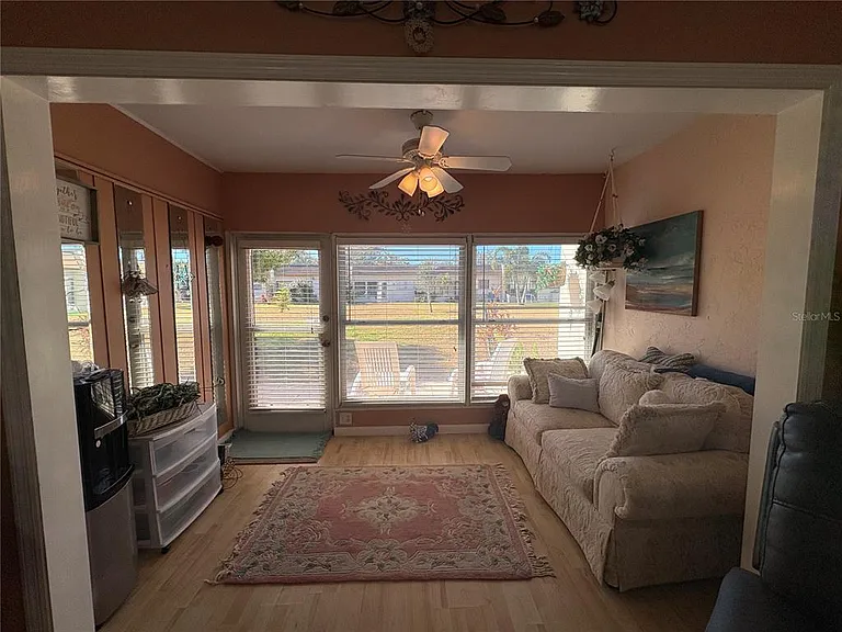 1606 Flint Dr W — Photo 12