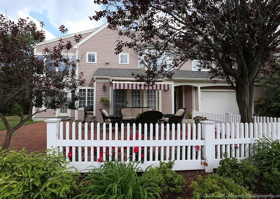 1st image of 17 Great Hill Dr #17