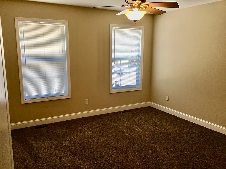 546 Hampton Way #1 — Photo 6