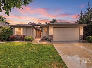451 W Laughton Dr, Meridian, ID 83646
