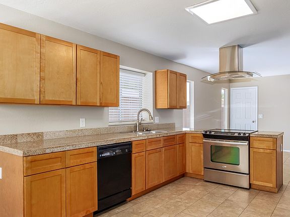 4th image of 17851 N 40th Ln