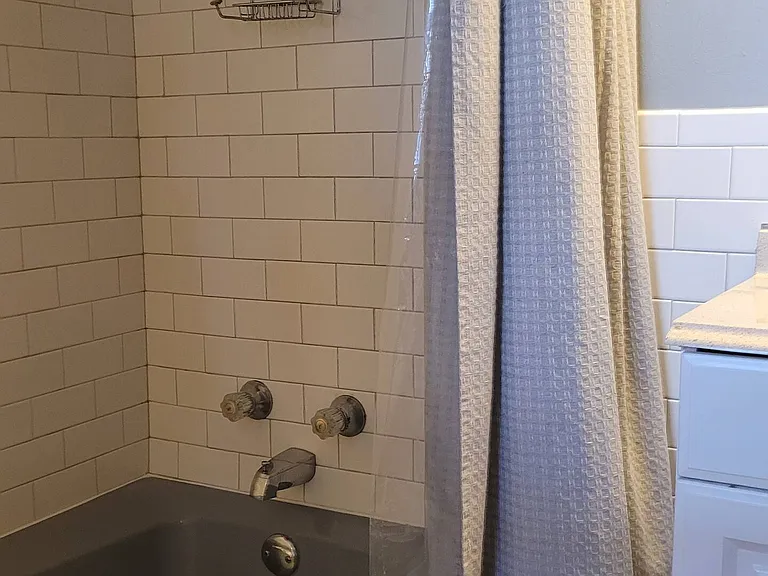 407 S Payne St — Photo 13
