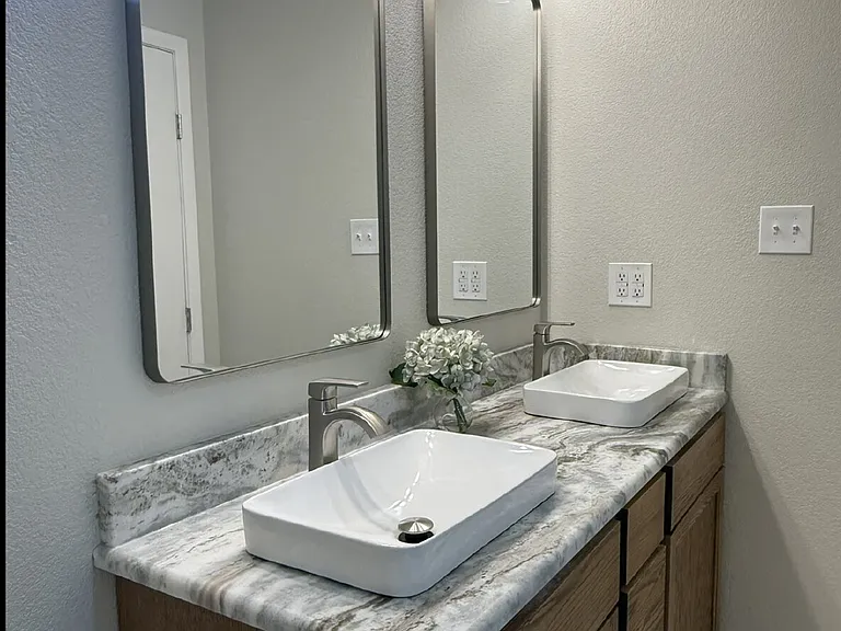 109 Redbud Cir — Photo 24