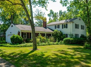 213 Cherry Ln, Avon Lake, OH 44012