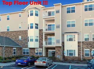 341 Pond Ln, Piscataway, NJ 08854