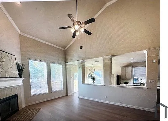 4 bed, 2200 sqft, $3,650 — Photo 4