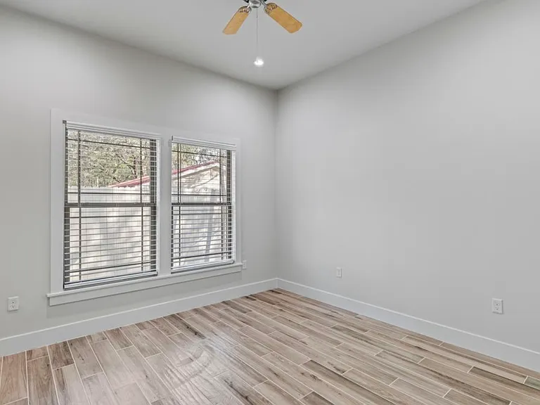 16 Justin Ct — Photo 18