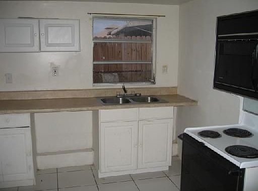 2nd image of 6349 Dewey St #H