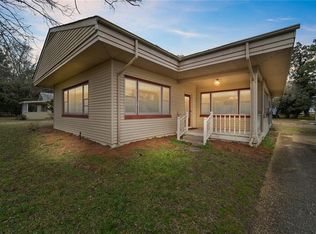 18281 Morgarts Beach Ln, Smithfield, VA 23430