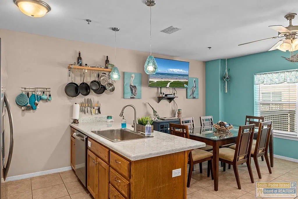 Star Beachside Condominiums — Photo 4