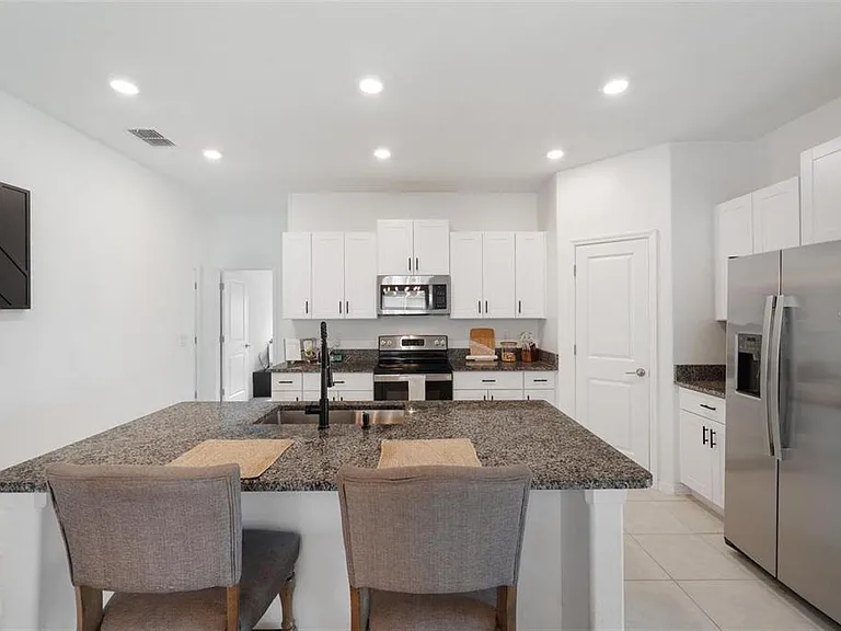 5517 Blue Azure Dr — Photo 5