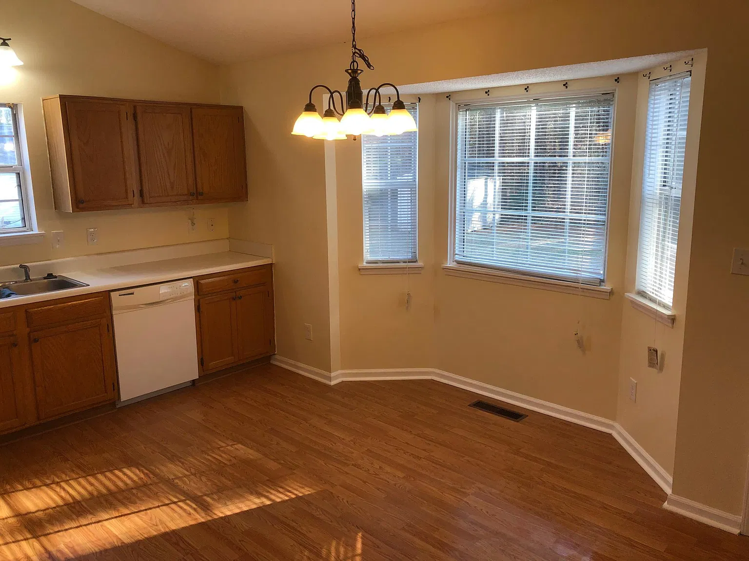 4648 Hidden Hollow Ln — Photo 4