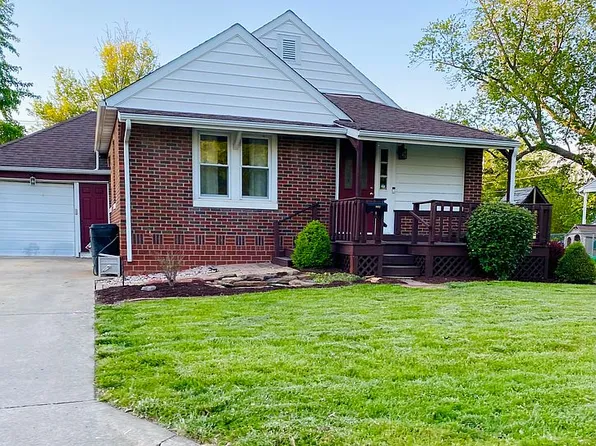 803 W Jefferson Ave, Altamont, IL 62411