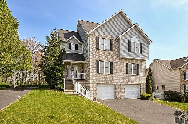 118 Edgewood Dr, New Stanton, PA 15672 Zillow