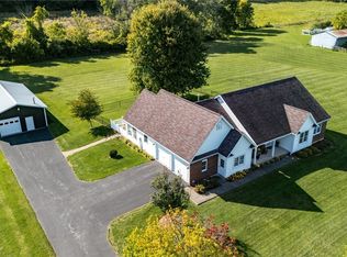 1143 Johnson Rd, Palmyra, NY 14522