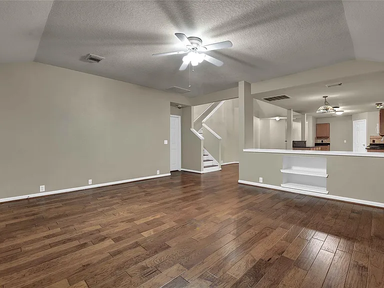 2706 Woodspring Forest Dr — Photo 13