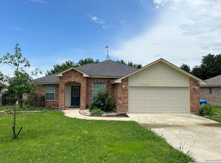 207 Bunker Hl, Pleasanton, TX 78064